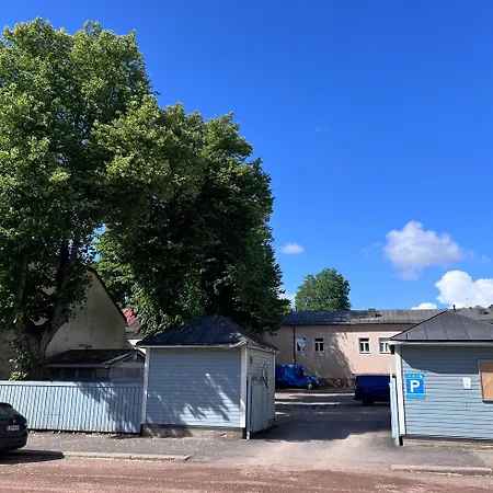 Loviisan Helmi 102 *