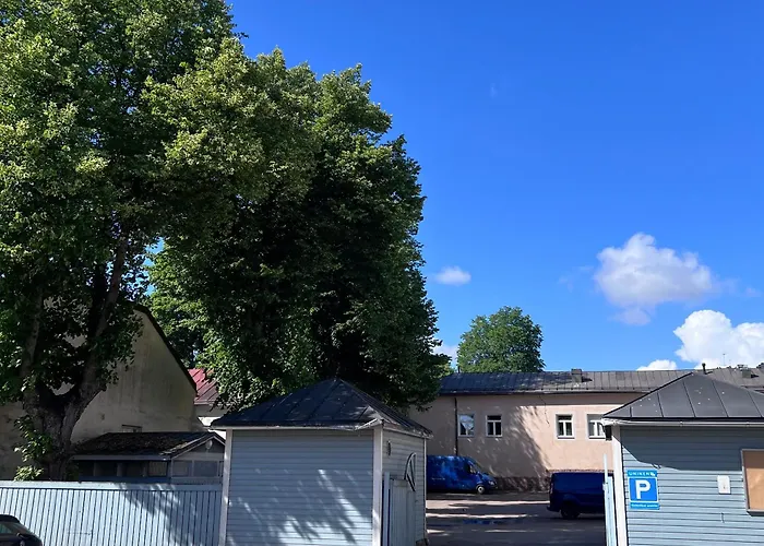 Loviisan Helmi 102 *